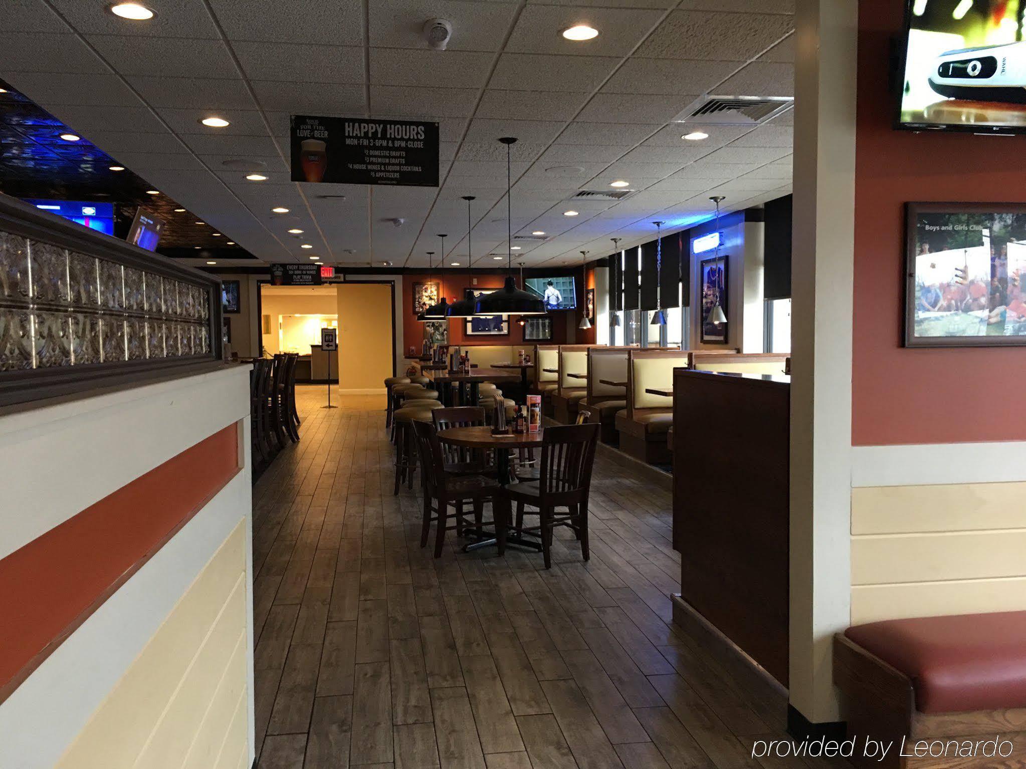 Comfort Inn & Suites Danbury-Bethel Esterno foto